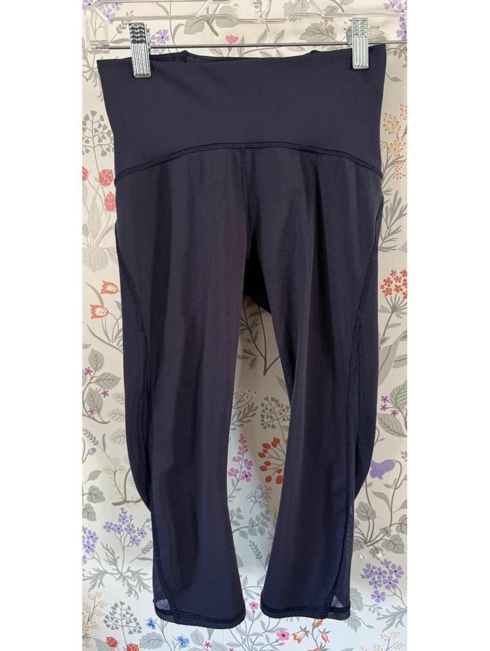 Lululemon Train Times Crop 17” Leggings Size 4 Midnight Navy Mesh W6ADDS
